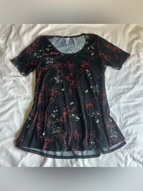 LuLaRoe Perfect T Top – Black Floral Cherry Blossom Print – Size Small